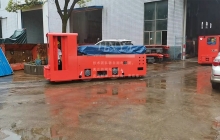 12噸遠程遙控鋰電池電機車(chē)出廠(chǎng)測試