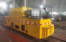礦用電機車(chē)如何使用無(wú)人駕駛運行單元？